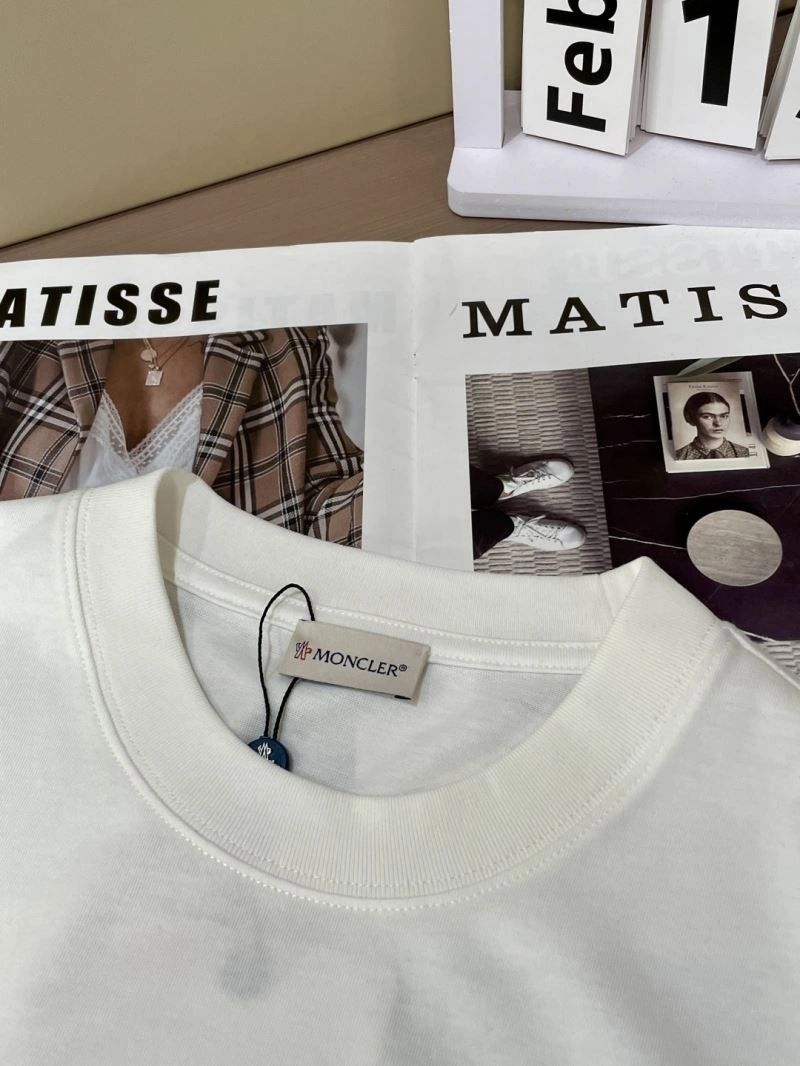 Moncler T-Shirts FreshLook 141384