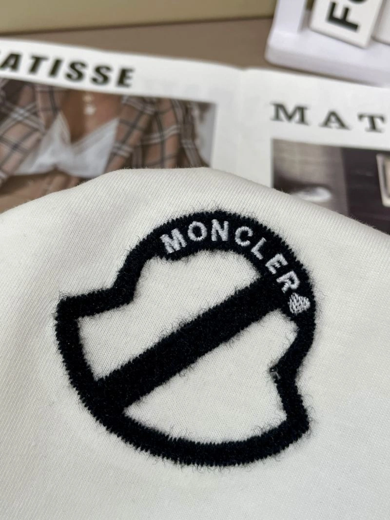 Moncler T-Shirts FreshLook 141384