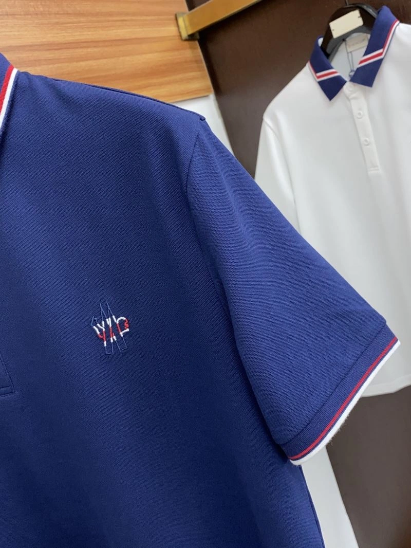Tailored Moncler T-Shirts 141370