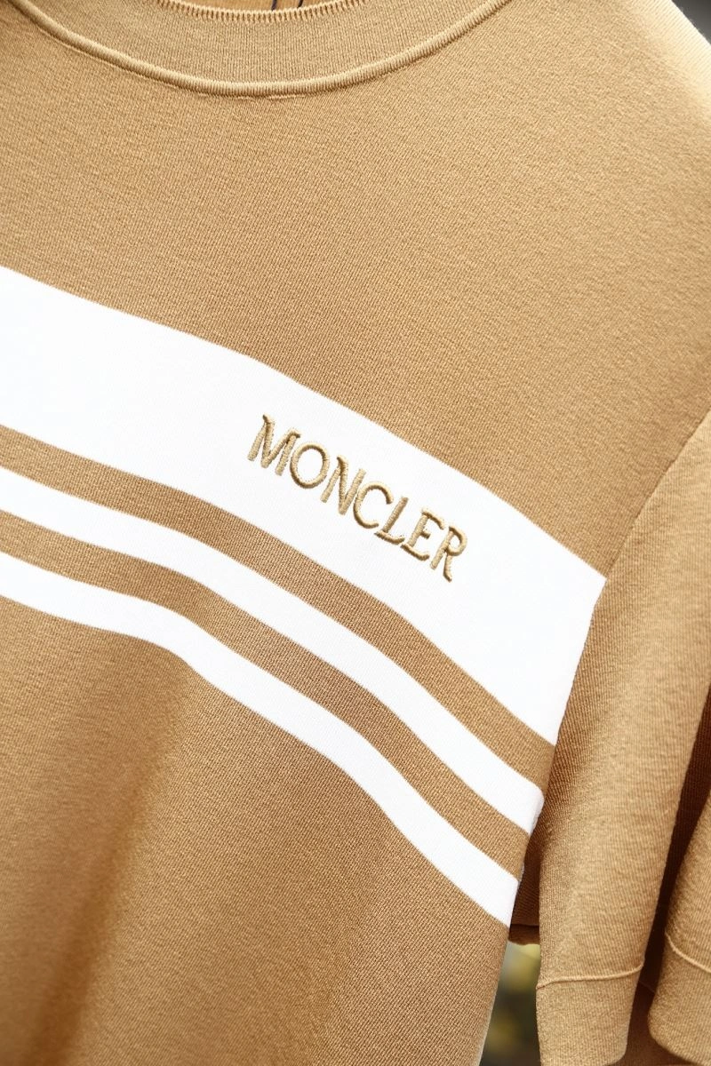 Moncler T-Shirts WaterResistant 141358