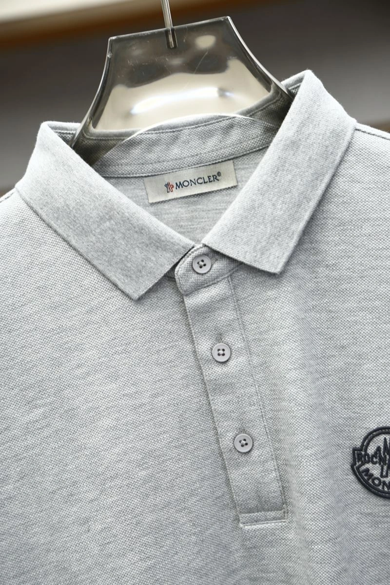 Moncler T-Shirts Functional 141368