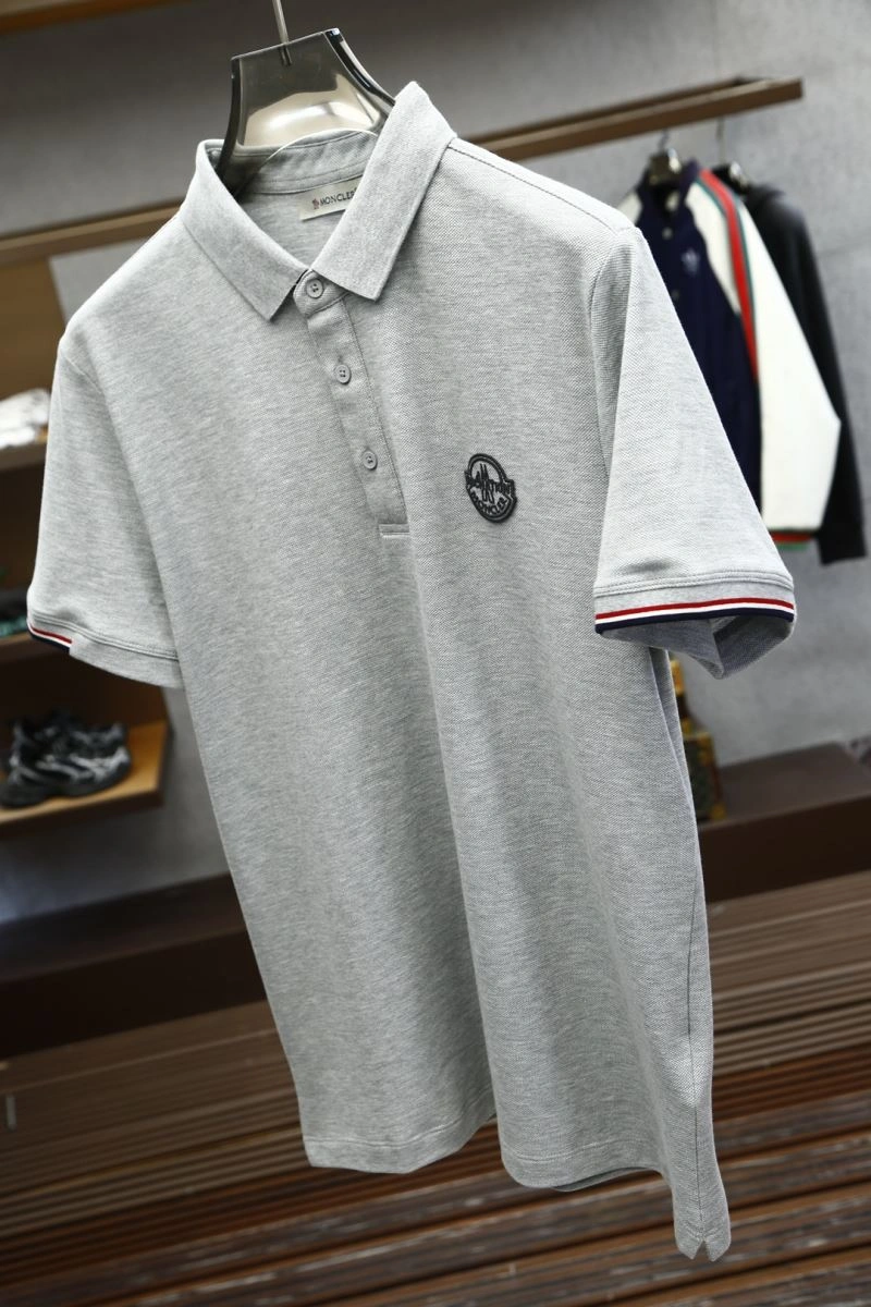 Moncler T-Shirts Functional 141368
