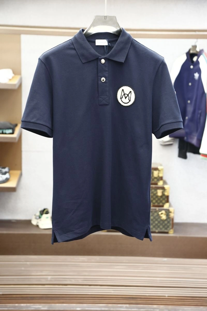 Moncler T-Shirts Minimalist 141377