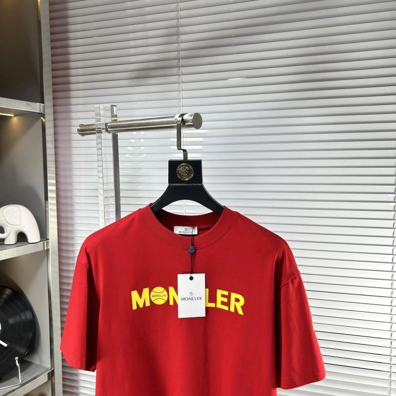 Moncler T-Shirts Lightweight 141376
