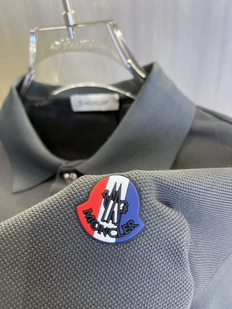Moncler T-Shirts Casual 141364