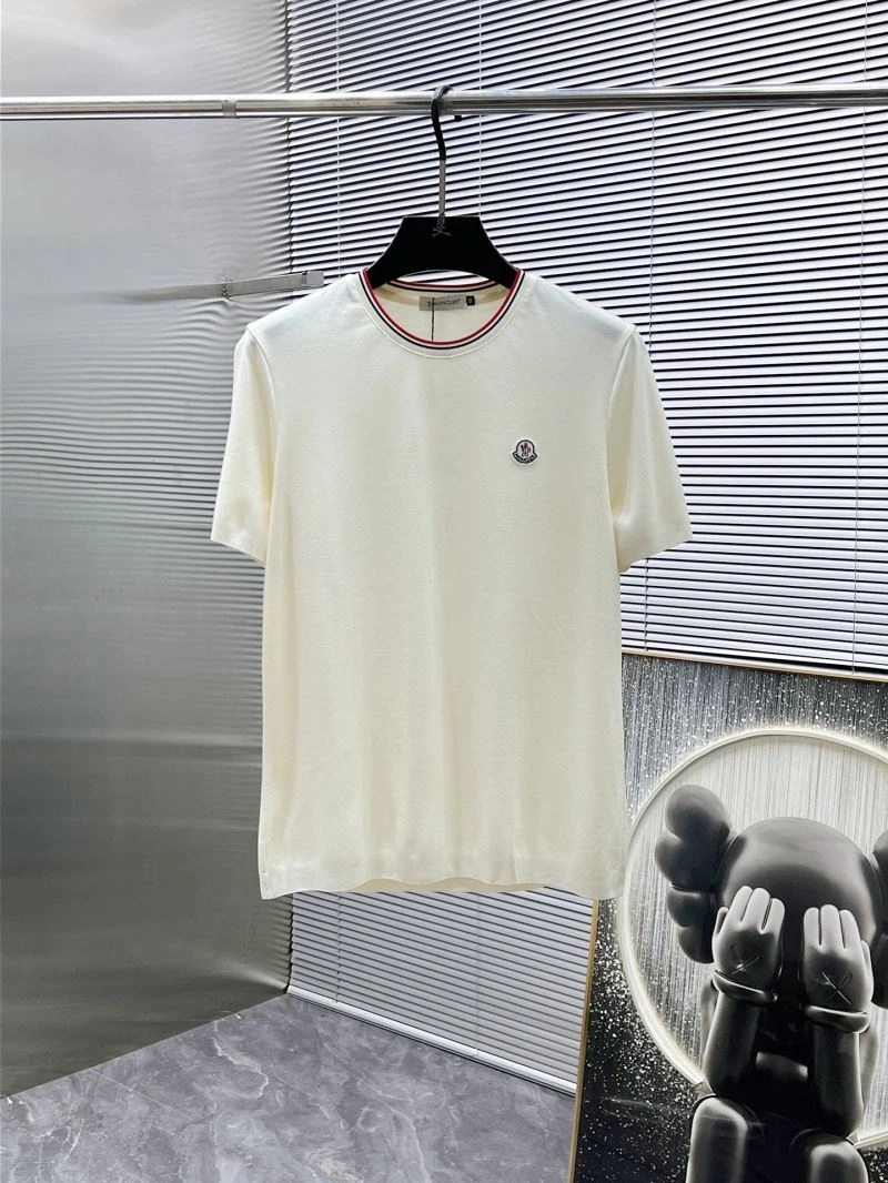 Reliable Moncler T-Shirts 141351
