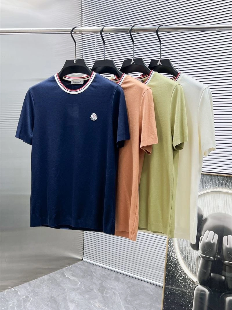 Reliable Moncler T-Shirts 141351