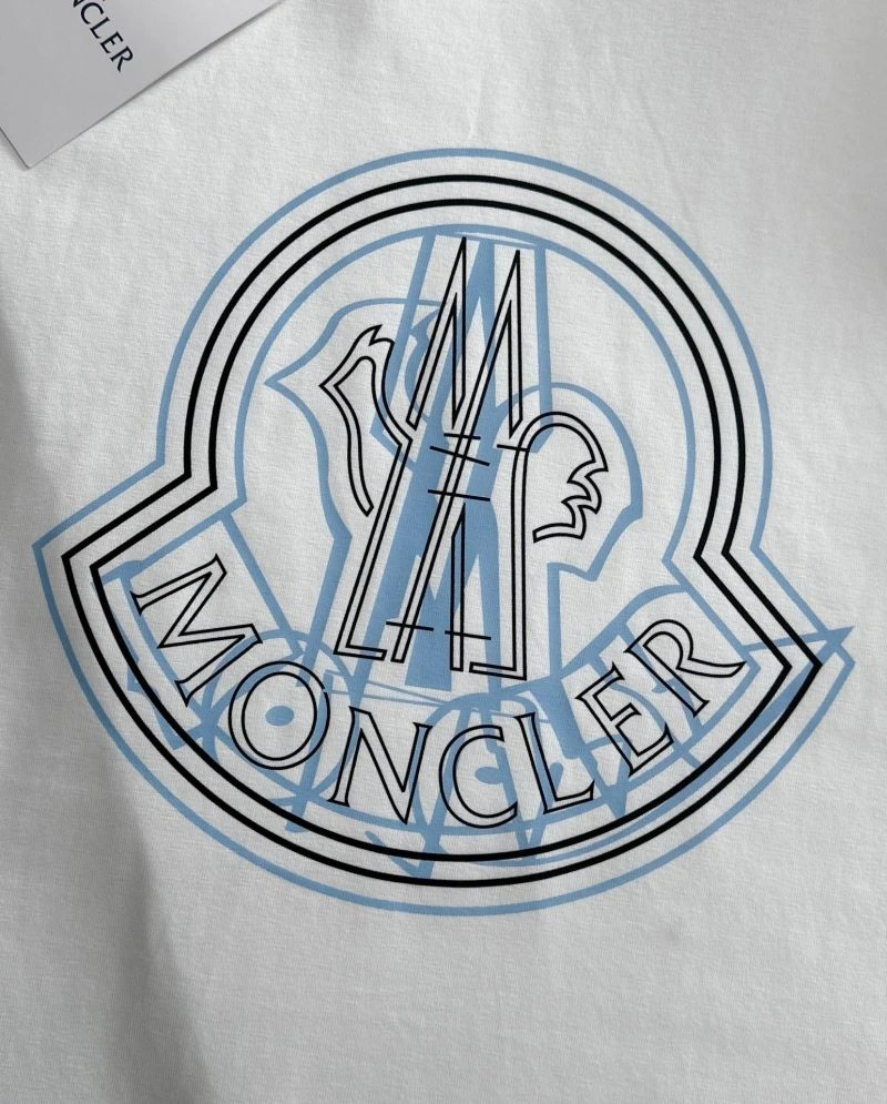 Moncler T-Shirts Upgraded 141342