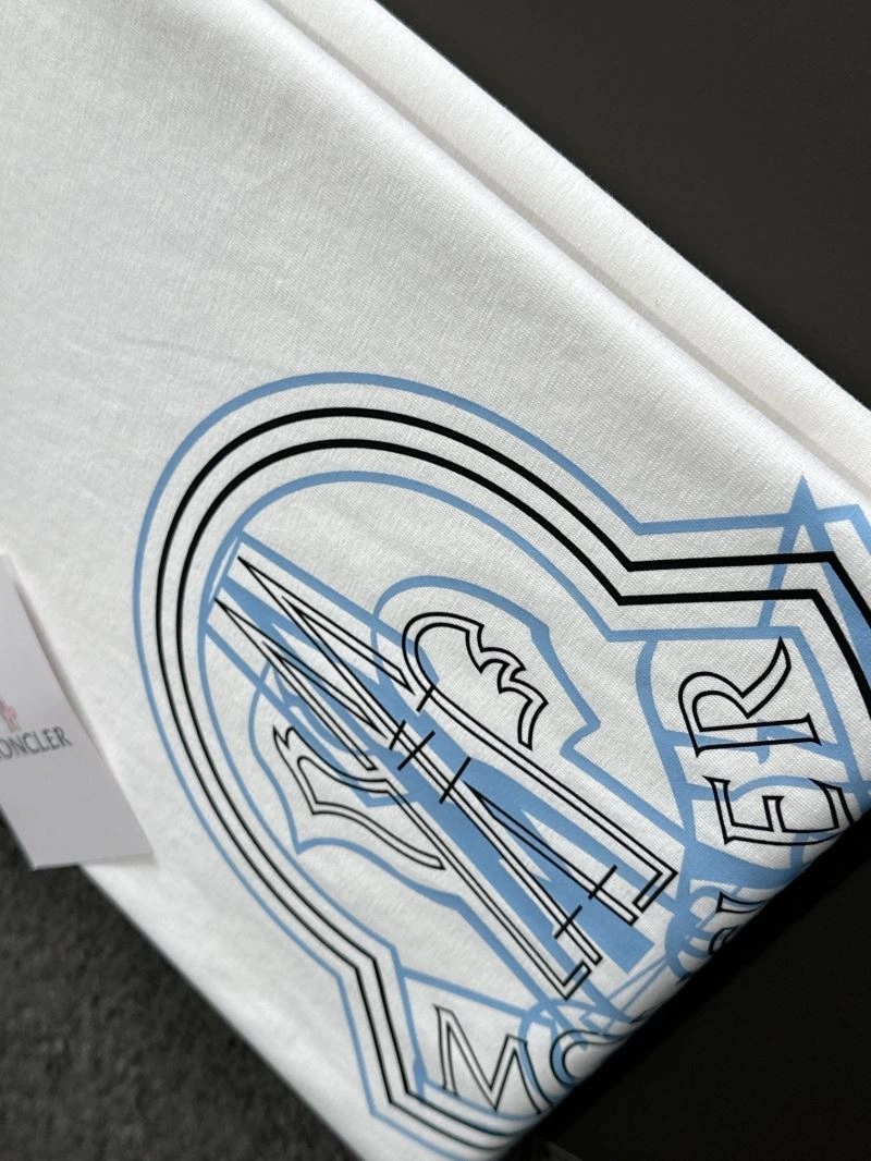 Moncler T-Shirts Upgraded 141342