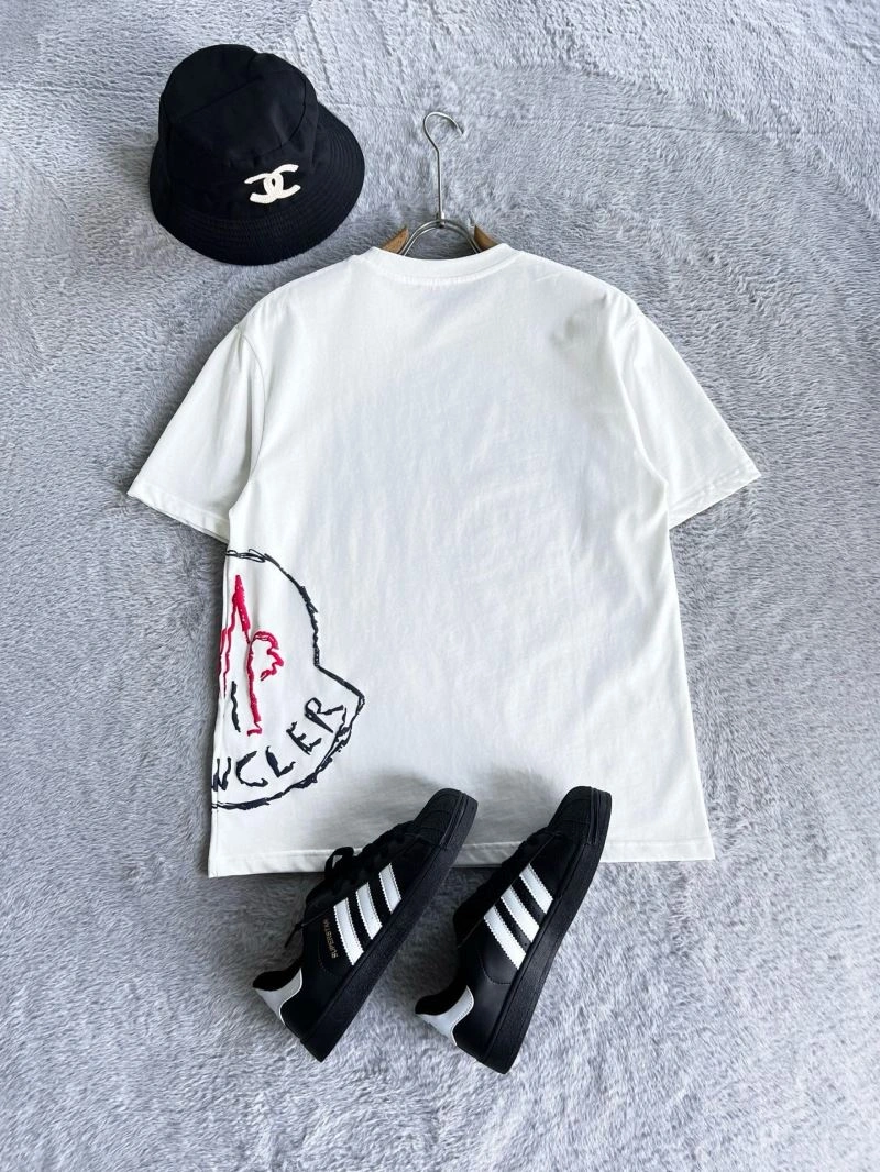 Cozy Moncler T-Shirts 141375