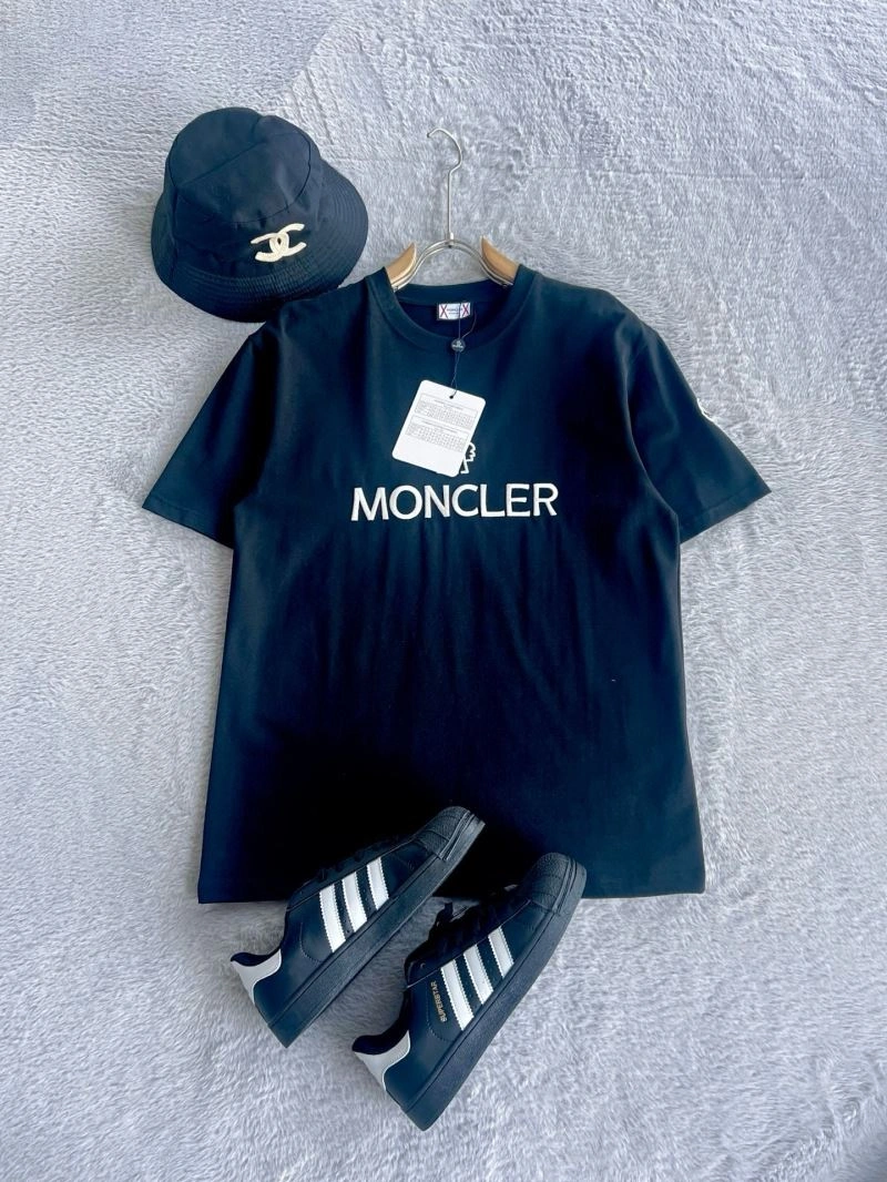 Casual Moncler T-Shirts 141371