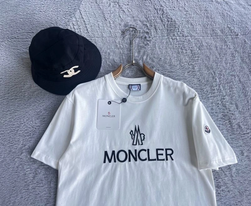 Moncler T-Shirts StreetReady 141340