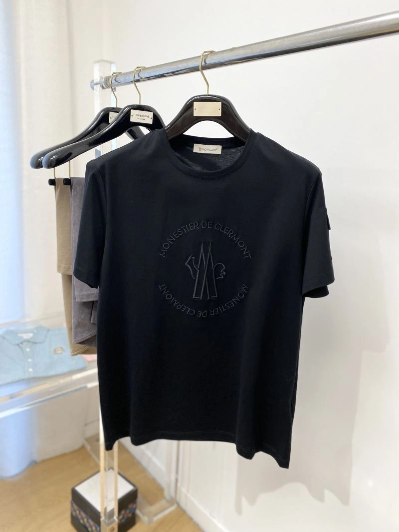 Moncler T-Shirts Timeless 141339