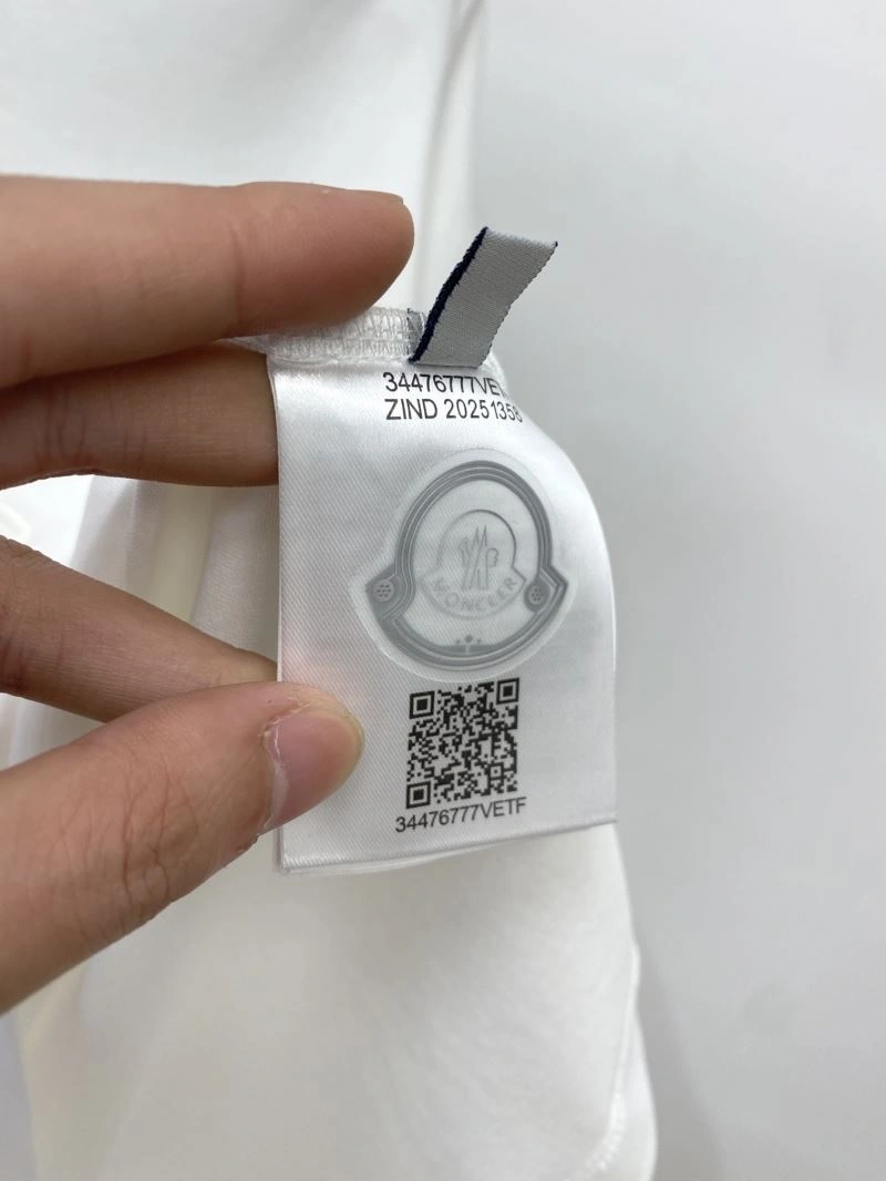 Unique Moncler T-Shirts 141336