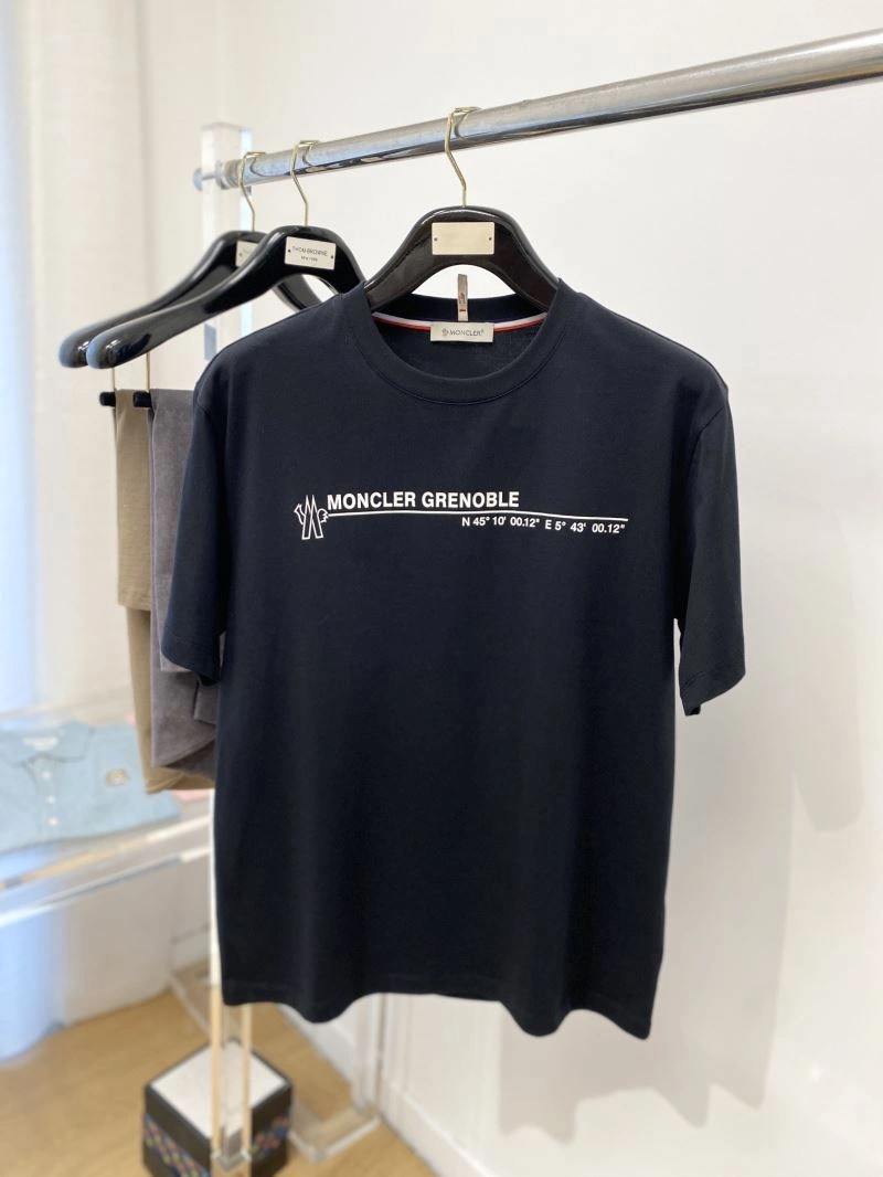 Moncler T-Shirts Packable 141335