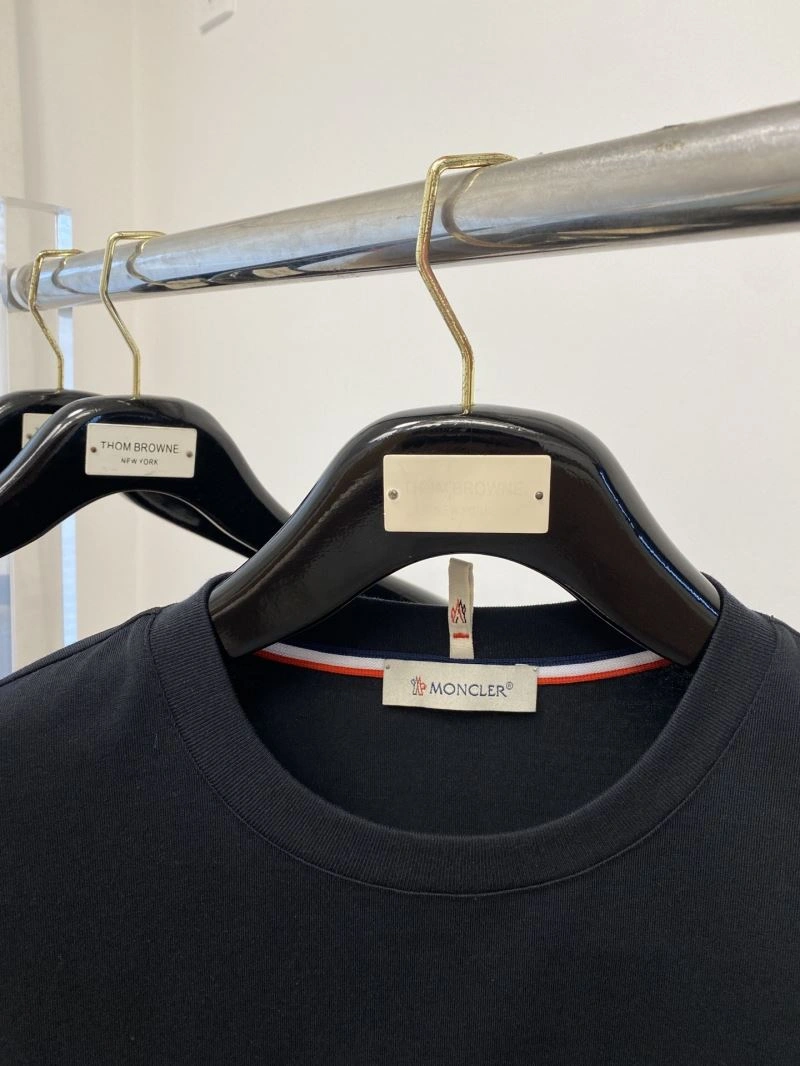 Moncler T-Shirts Packable 141335