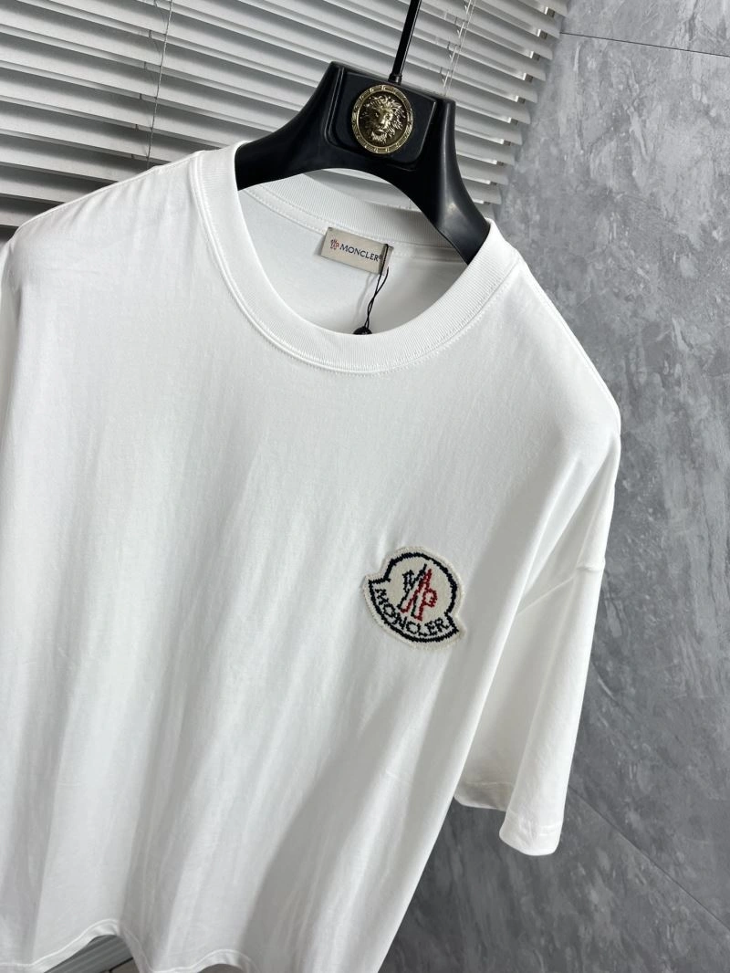 Moncler T-Shirts WaterResistant 141331