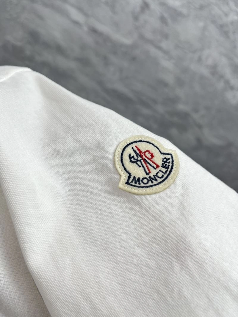 Moncler T-Shirts Thermal 141333