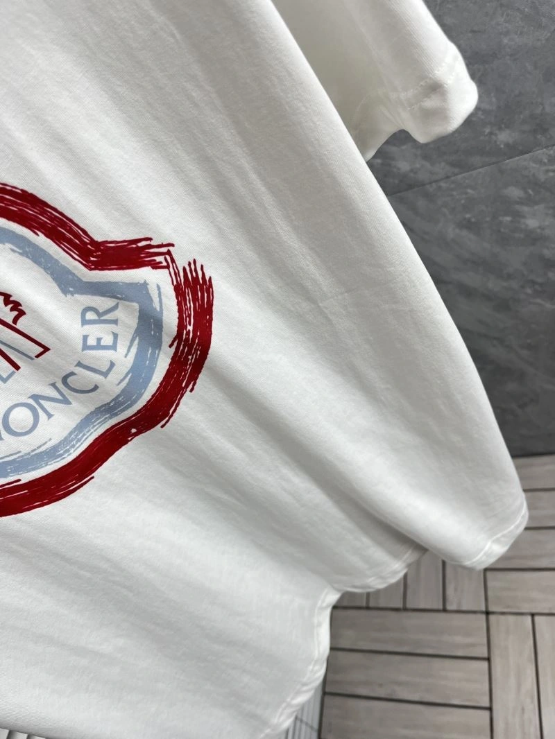 Moncler T-Shirts Functional 141332