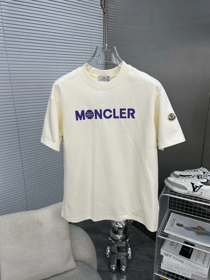 Moncler T-Shirts Colorful 141327