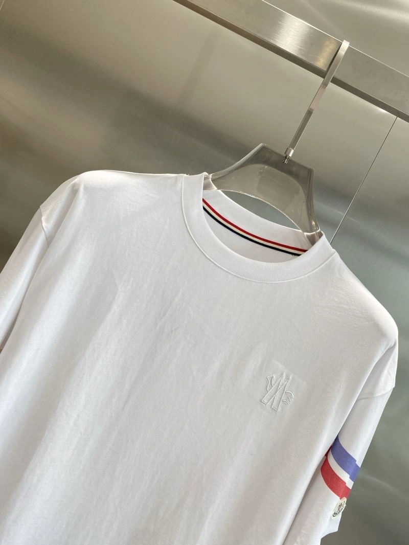 Moncler T-Shirts Breathable 141313