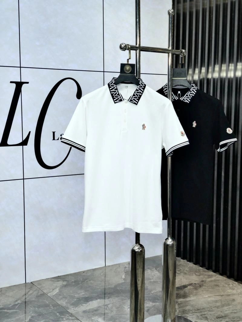 Moncler T-Shirts Practical 141321