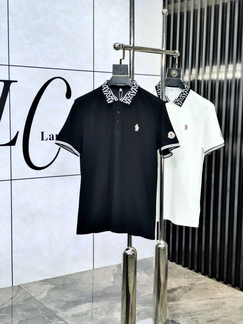 Moncler T-Shirts Practical 141321