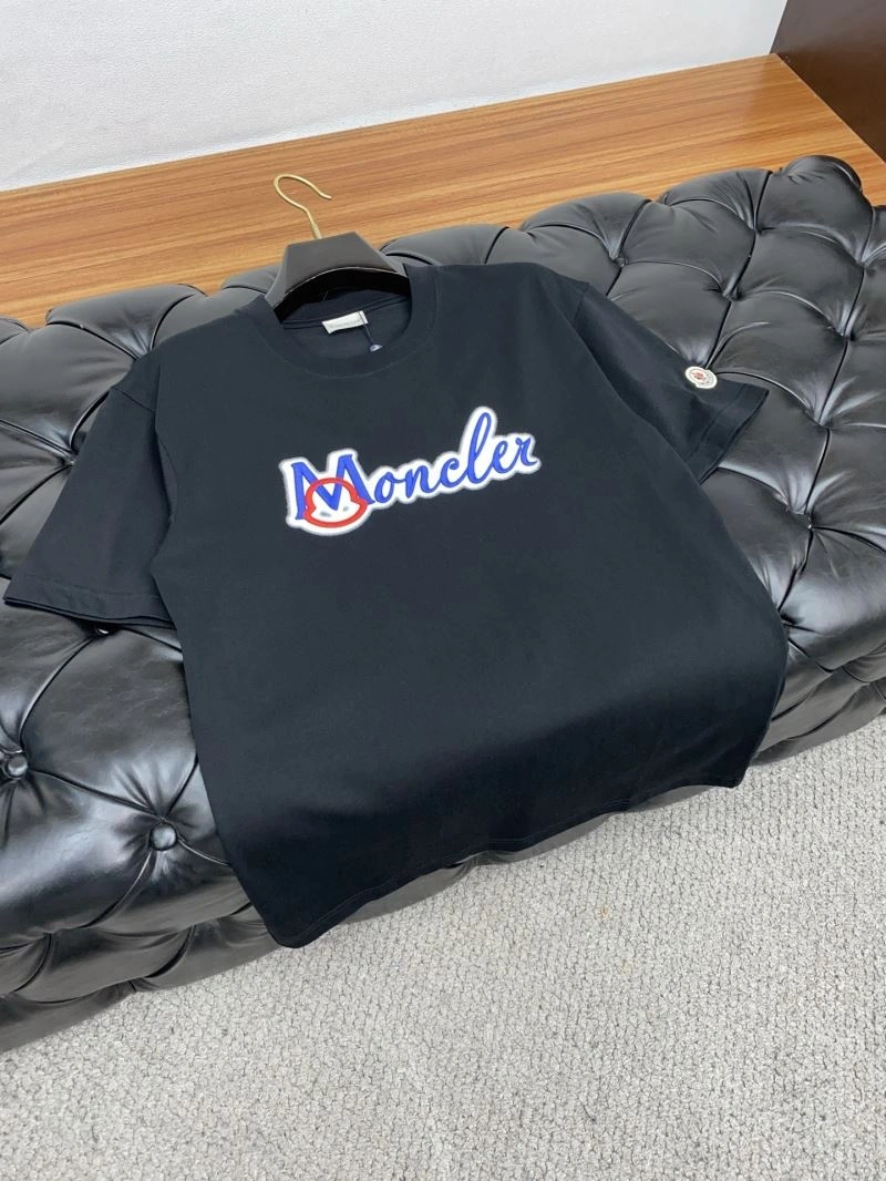 Moncler T-Shirts Lightweight 141315
