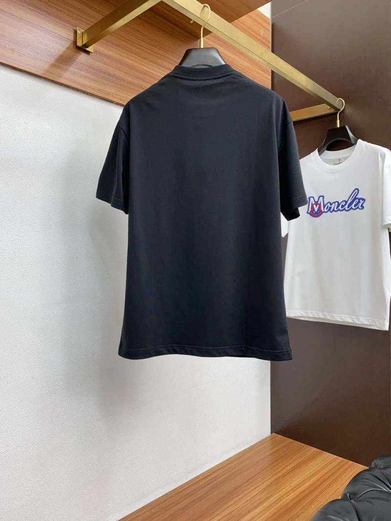 Moncler T-Shirts Lightweight 141315