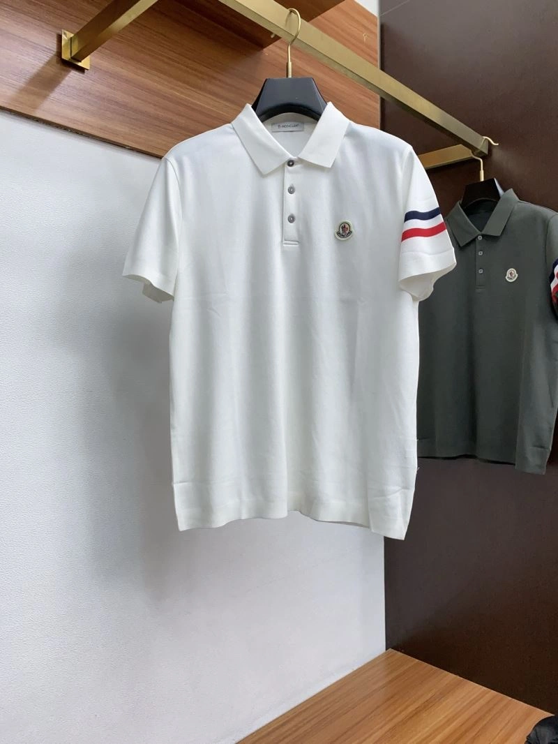 Effortless Moncler T-Shirts 141310