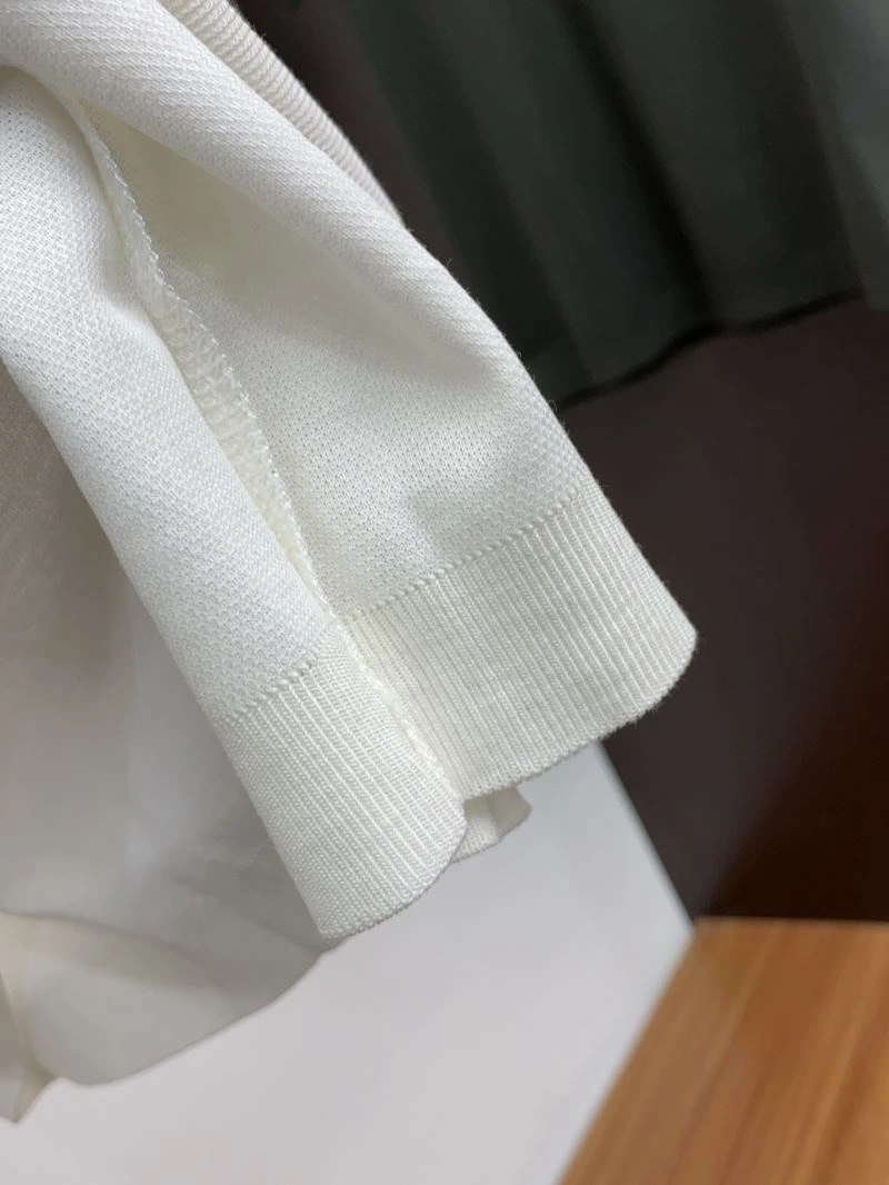 Effortless Moncler T-Shirts 141310