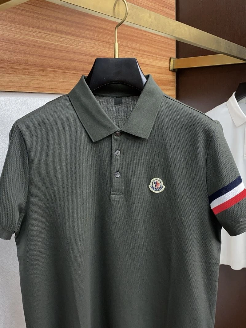 Stretchable Moncler T-Shirts 141306