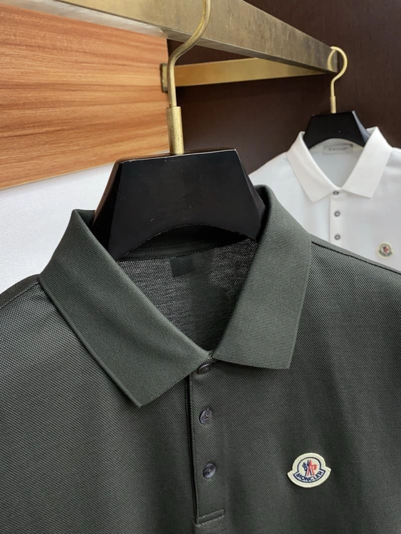 Stretchable Moncler T-Shirts 141306