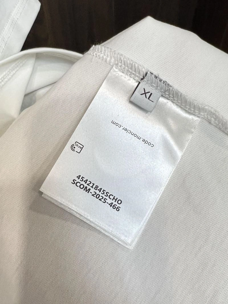 Attractive Moncler T-Shirts 141304