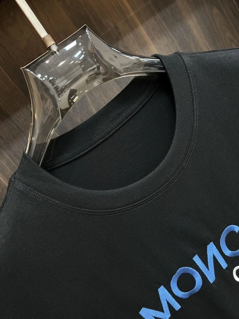 Sustainable Moncler T-Shirts 141320