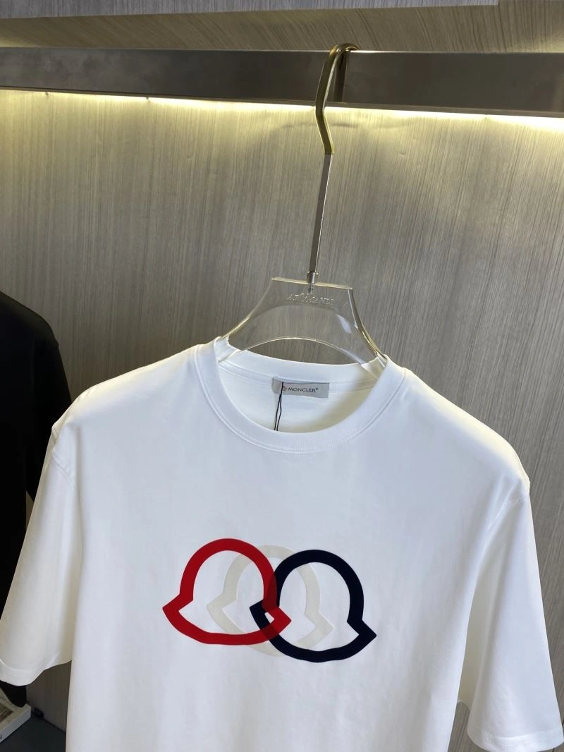 Moncler T-Shirts Youthful 141296