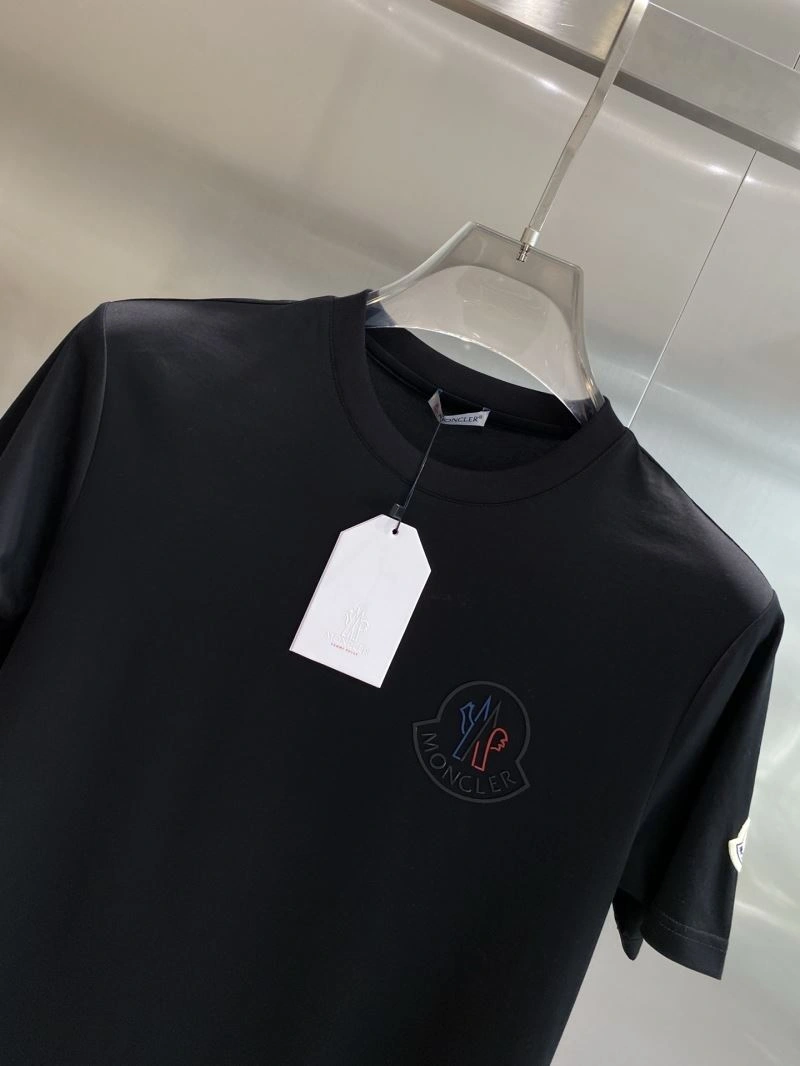 Comfortable Moncler T-Shirts 141302