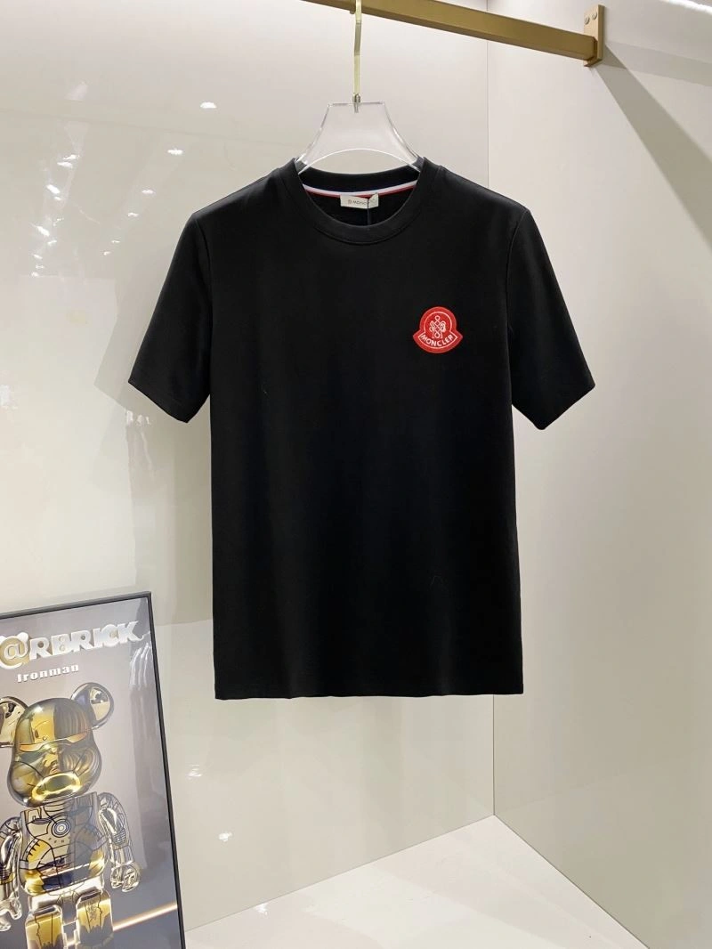 Classic Moncler T-Shirts 141290