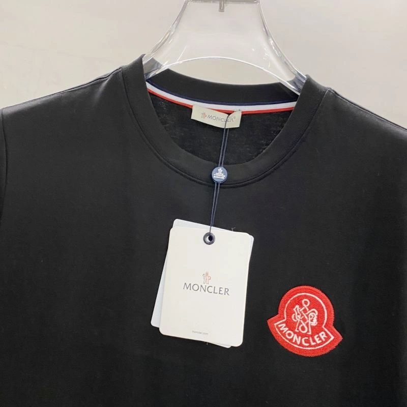 Classic Moncler T-Shirts 141290