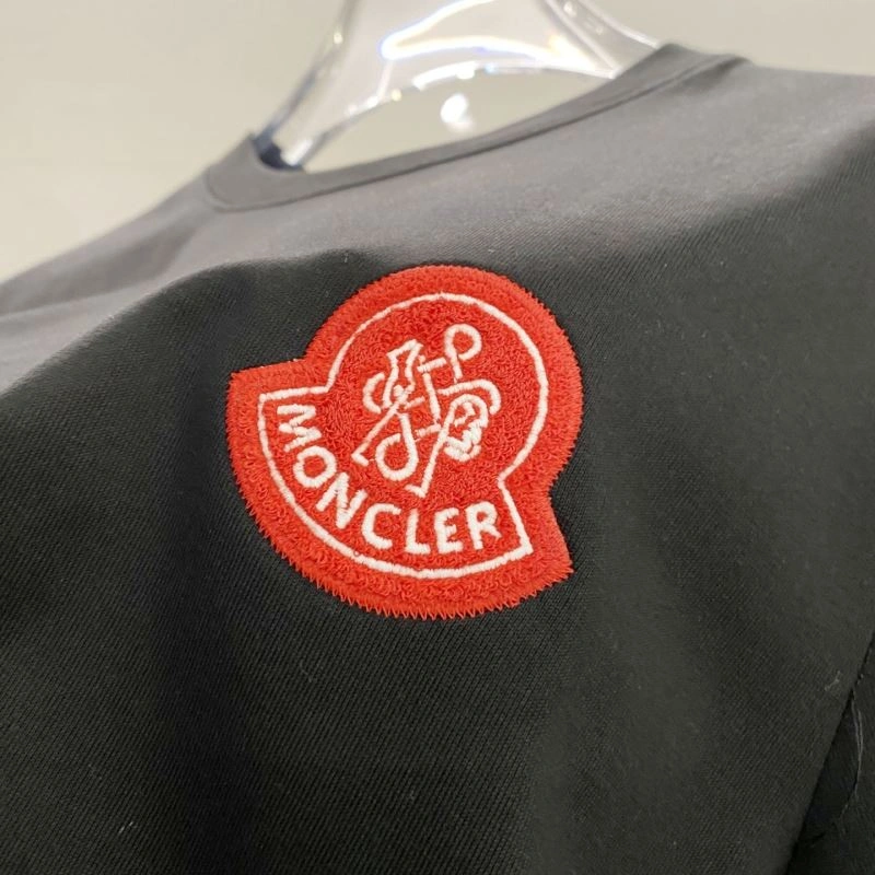 Classic Moncler T-Shirts 141290