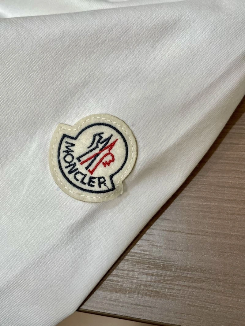 OdorResistant Moncler T-Shirts 141281