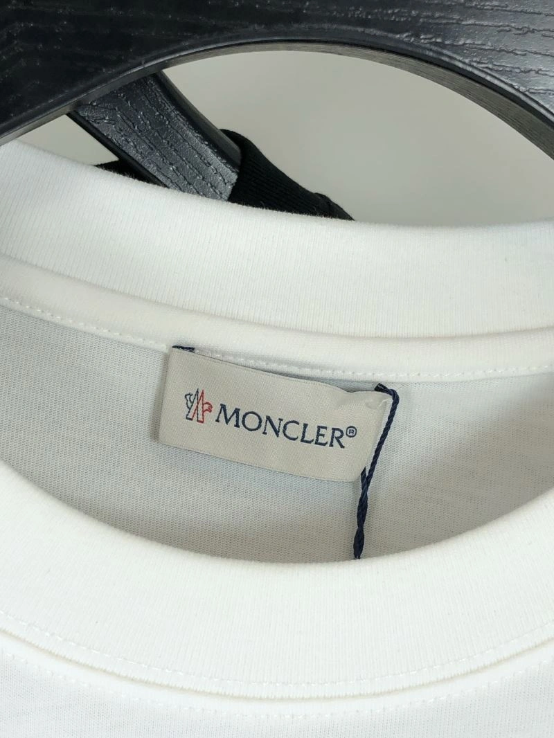 Trendy Moncler T-Shirts 141288