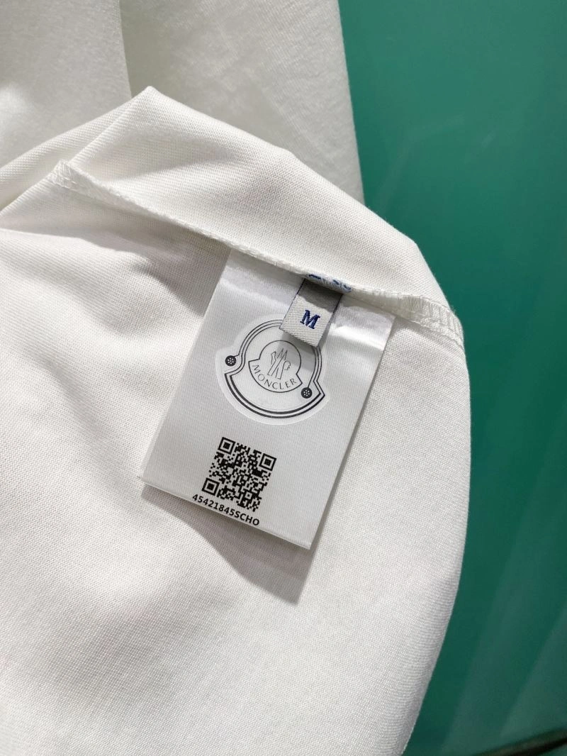 FlexibleFit Moncler T-Shirts 141280