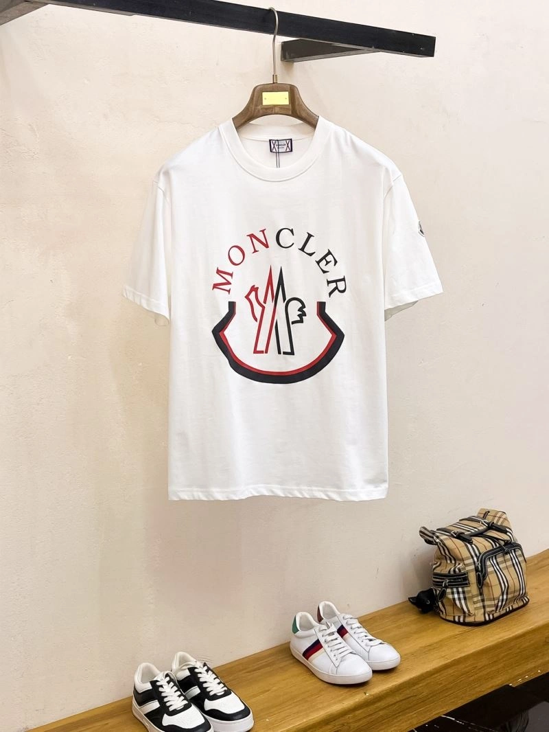 Moncler T-Shirts Vibrant 141277
