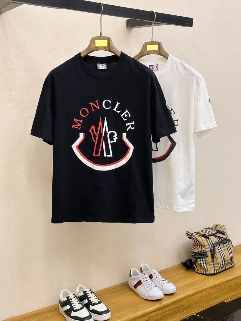 Moncler T-Shirts Vibrant 141277