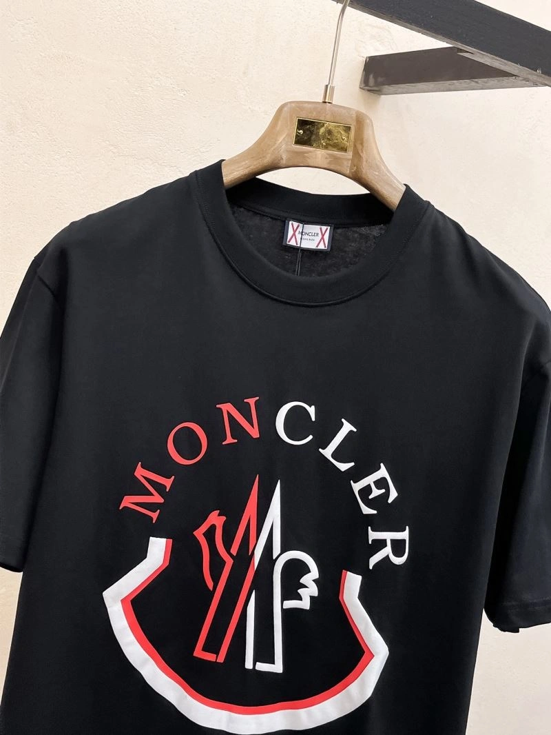 FashionForward Moncler T-Shirts 141286