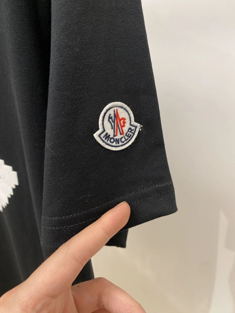 OdorResistant Moncler T-Shirts 141285