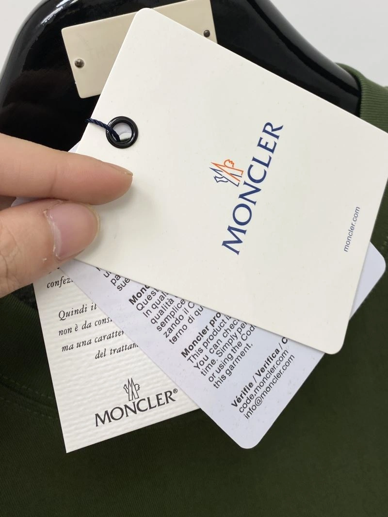 Moncler T-Shirts Upgraded 141269