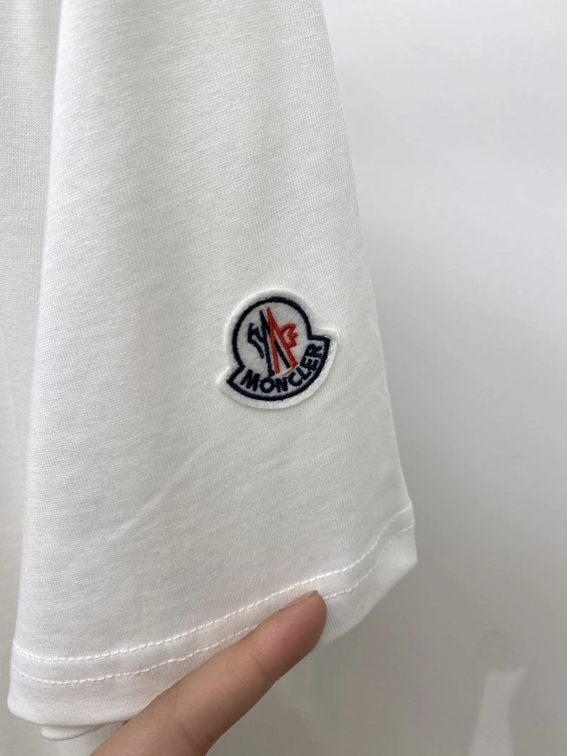 Moncler T-Shirts EasyCare 141273
