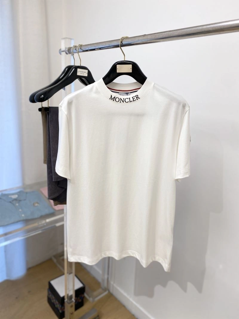 Moncler T-Shirts Casual 141272